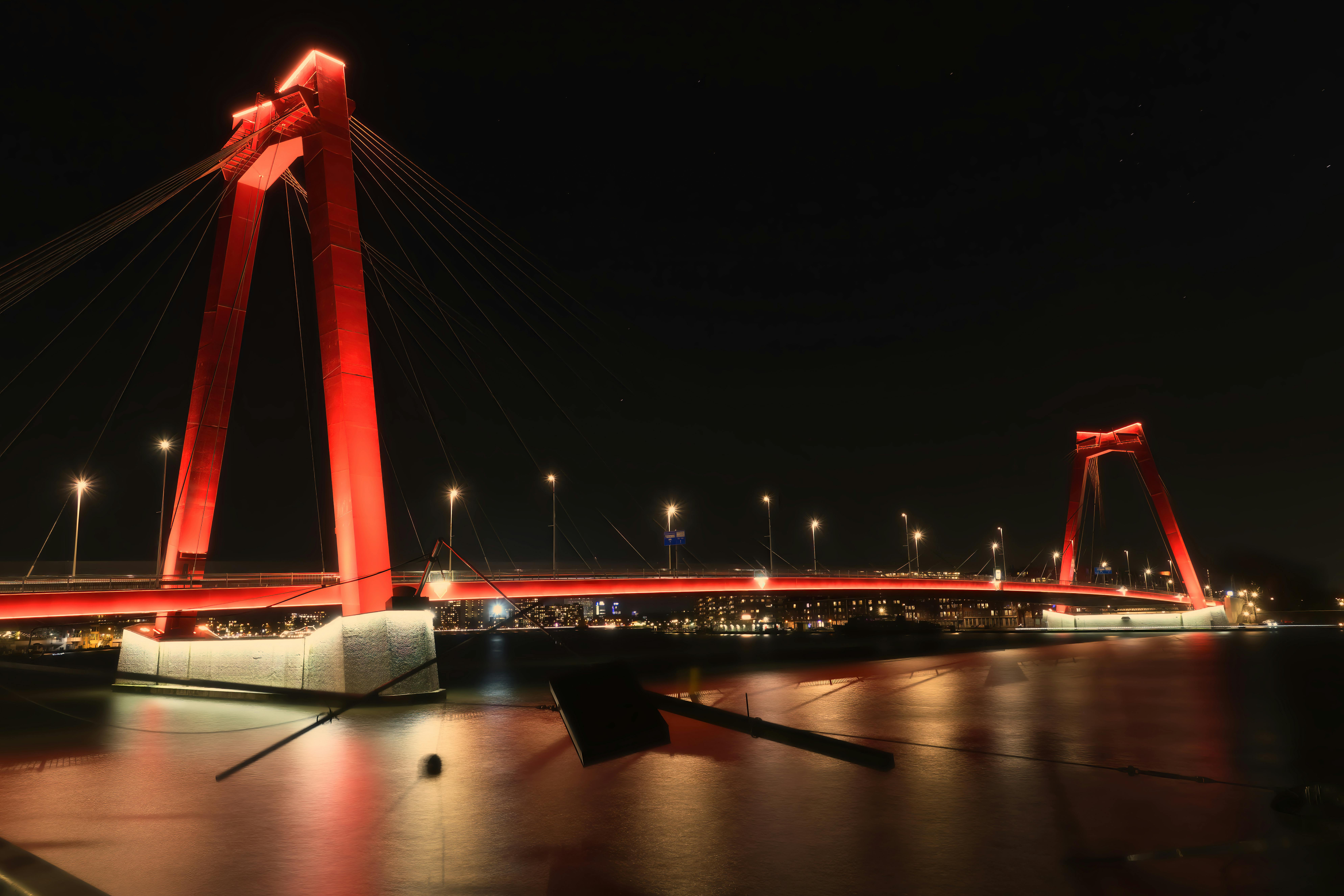 Erasmus brug de transport link voor een snelle service