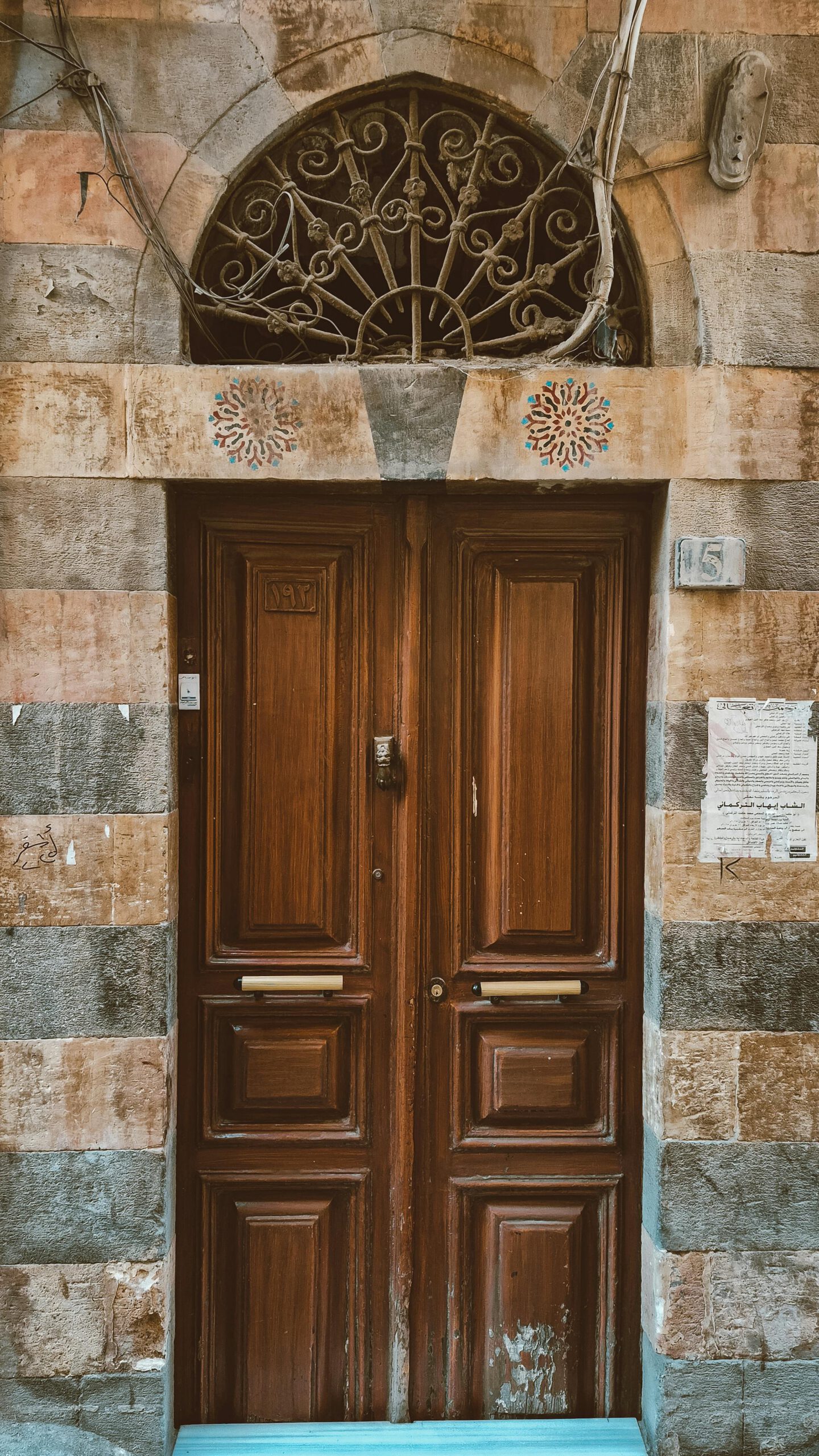 Woningontruiming voor executieverkoop tijdens gerechtelijk traject – professionele ontruiming door Den Haan.